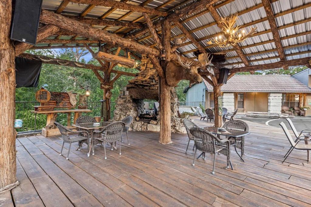 Stonegate Lodge 2 Queen Beds Fast Wifi 50" Tv Salt Water Pool Room #207 Eureka Springs Eksteriør billede